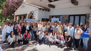 Mujeres unidas por el agua y el vino